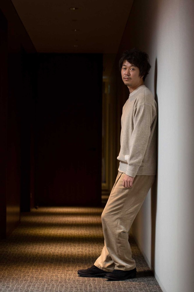 新井浩文『奥田民生になりたいボーイと出会う男すべて狂わせるガール』／photo：Nahoko Suzuki