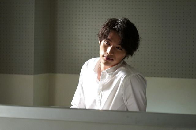 Huluオリジナルストーリー「僕は誰だ？」（C）NTV