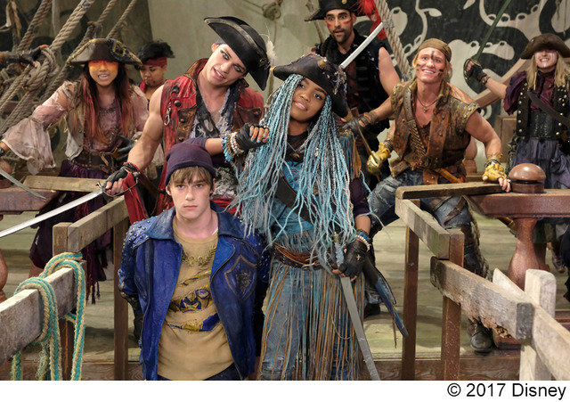 「ディセンダント2」（C）Disney