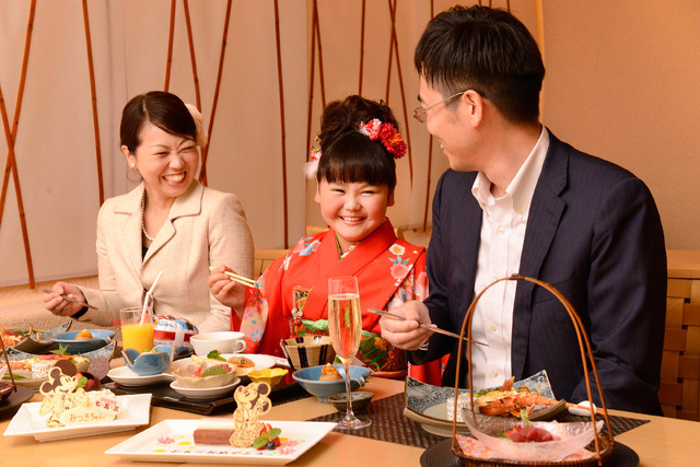 晴れ姿ミキミニのデザートでお祝い！