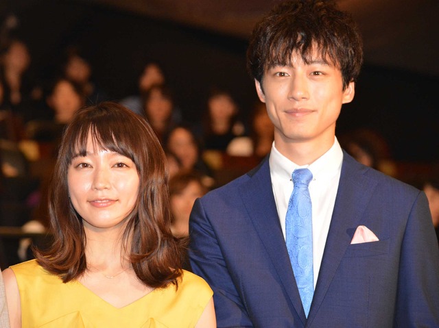 吉岡里帆＆坂口健太郎／「ごめん、愛してる」プレミア試写会