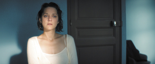 『愛を綴る女』(C)（2016） Les Productions du Tresor - Studiocanal - France 3 Cinema - Lunanime - Paulines Angel - My Unity Production