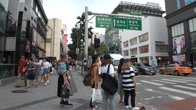 大瀧彩乃（スタイリスト）「セブンルール」ロケ写真