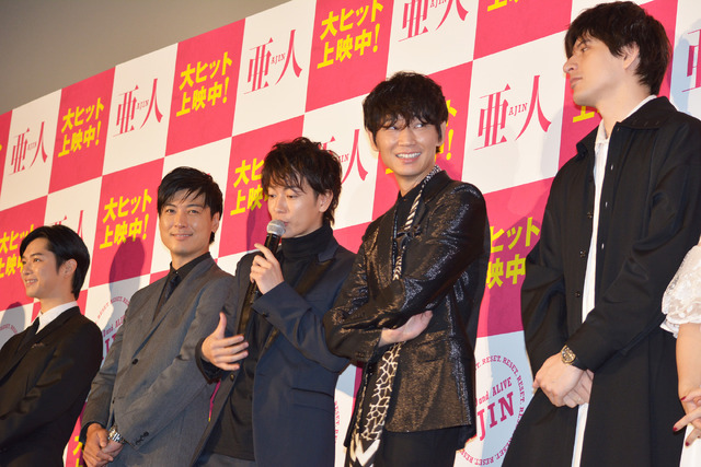 ／『亜人』初日舞台挨拶