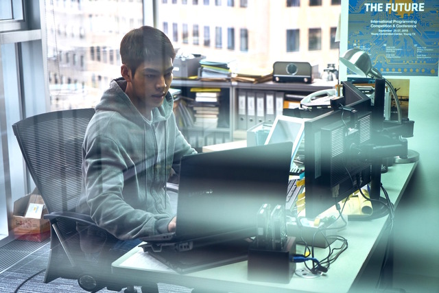 『MASTER/マスター』　(C)2016CJ E&M CORPORATION, ZIP CINEMA.ALLRIGHTS RESERVED