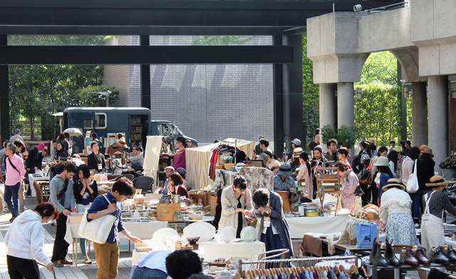 「赤坂蚤の市 in ARKHILLS 2017 Autumn Special ～ボンジュール マーケット～#vintage #fashion #café #pâtisserie #vinnature」