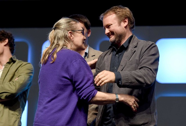 キャリー・フィッシャー＆ライアン・ジョンソン監督(C)Getty Images