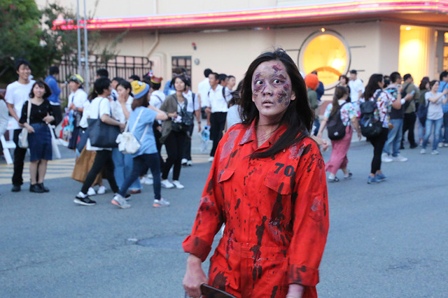 「ハロウィーン・ホラー・ナイト」