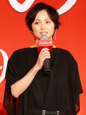 『八日目の蝉』完成会見