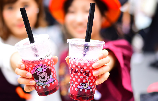 「スパークリングブラックタピオカドリンク（ミックスベリー）」inキャプテンフックス・ギャレー