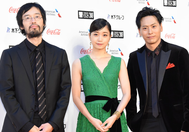 深川麻衣＆山下健二郎／第30回東京国際映画祭のレッドカーペットイベント