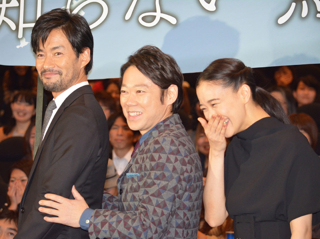 阿部サダヲ＆竹野内豊＆蒼井優／『彼女がその名を知らない鳥たち』初日舞台挨拶