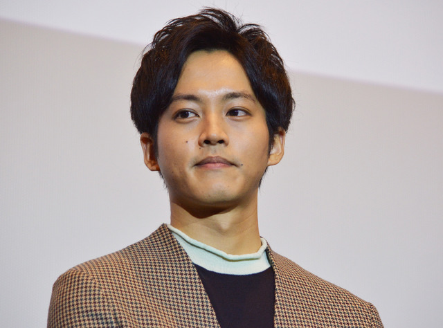 松坂桃李／『彼女がその名を知らない鳥たち』初日舞台挨拶