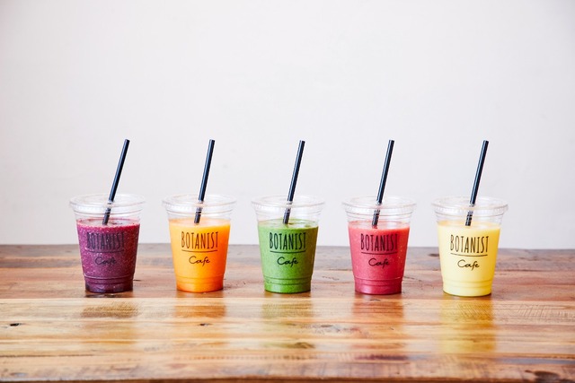 「BOTANICAL SMOOTHIE（ボタニカルスムージー）」各500円（税込）