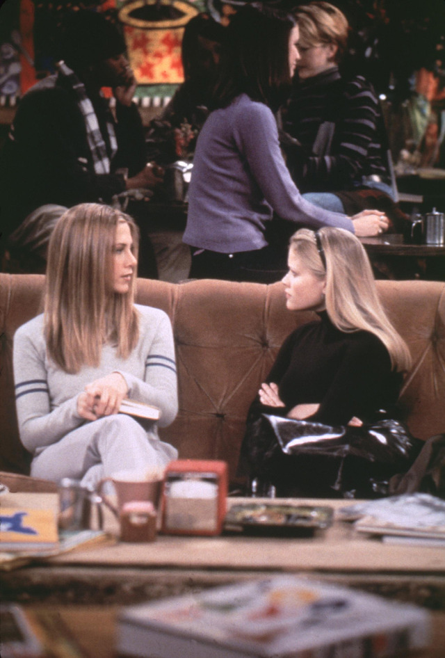 Jennifer Aniston and Reese Witherspoon in 'Friends' (1999-2000 season, 'The One With Rachel's Sister'). Photo credit: Warner Bros. (Photo by NBC, Inc./Online USA)