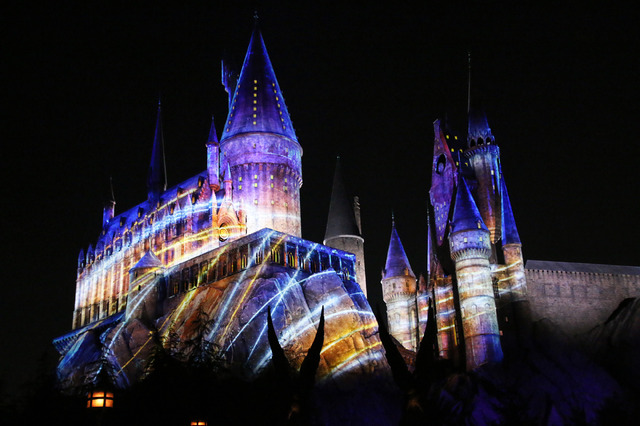 新キャッスル・ショー「ホグワーツ・マジカル・ナイト ～ウインター・マジック～」