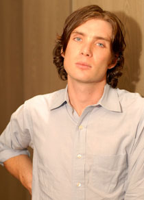 カンヌで10分以上の拍手喝采！『麦の穂をゆらす風』主演キリアン・マーフィー来日インタビュー　サブ２