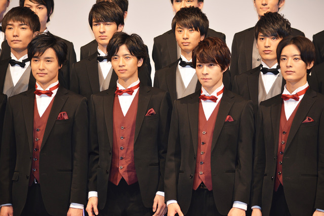 「男劇団 青山表参道X」