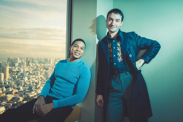 レイ・フィッシャー＆エズラ・ミラー『ジャスティス・リーグ』／photo：You Ishii