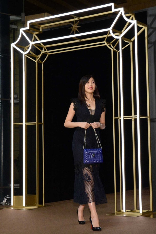 佐野ひなこ／「BVLGARIAVRORA AWARDS 2017」ゴールデンカーペットセレモニー