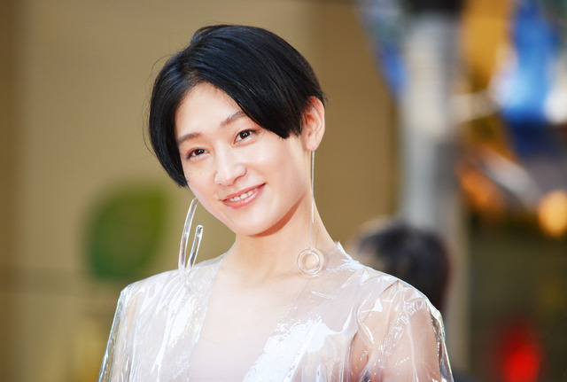 コムアイ／「VOGUE JAPAN WOMEN OF THE YEAR 2017」の授賞式・記者会見