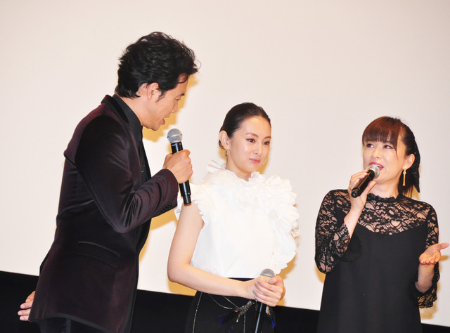 大泉洋&鈴木砂羽&北川景子/『探偵はBARにいる3』舞台挨拶