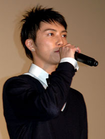 中年男が絶世の美女によみがえり!?『椿山課長の七日間』西田敏行、伊東美咲、成宮寛貴プレミア試写会舞台挨拶