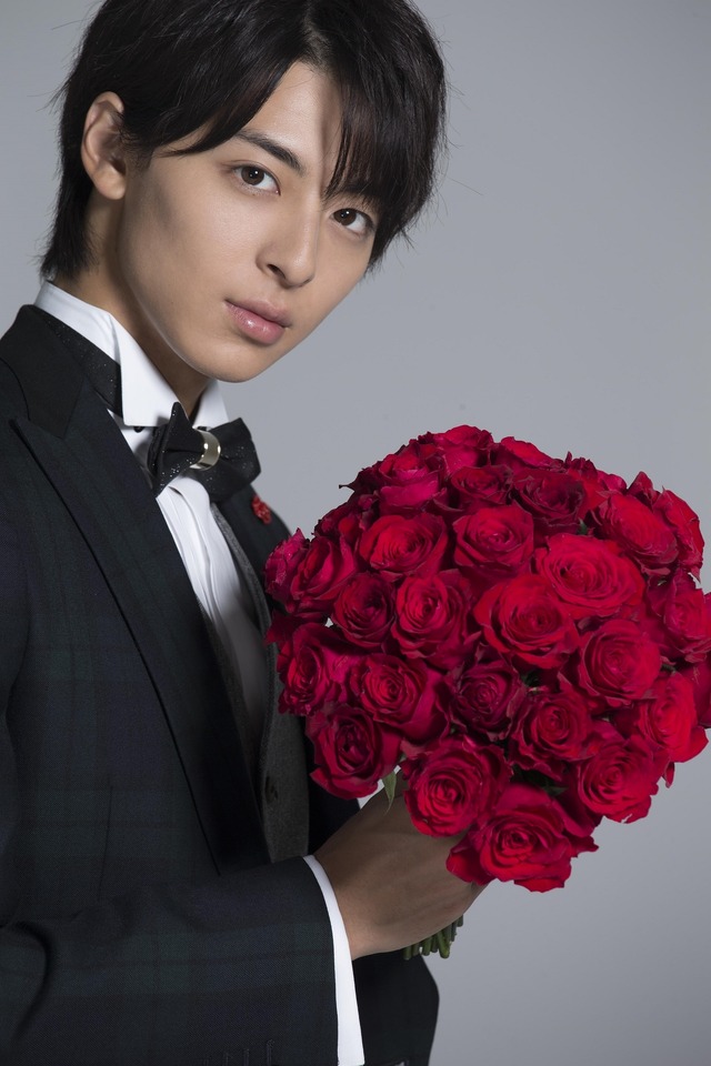 高杉真宙／「ゼクシィ国内リゾートウエディング」2018Spring＆Summer