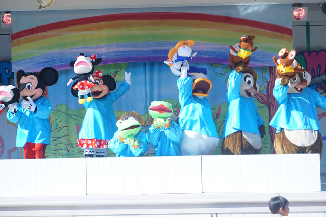 「クリスマス・ファンタジー」開催中の「スーパードゥーパー・ジャンピンタイム」