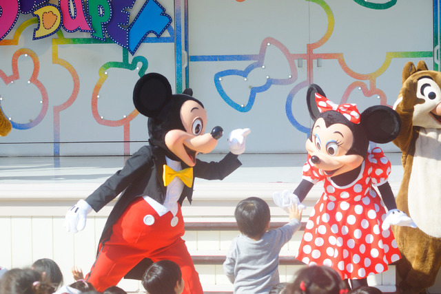 「クリスマス・ファンタジー」開催中の「スーパードゥーパー・ジャンピンタイム」