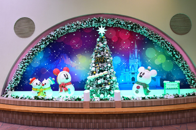 ディズニーリゾートラインのクリスマス