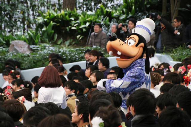 千葉県浦安市「平成29年度浦安市成人式」／東京ディズニーランド