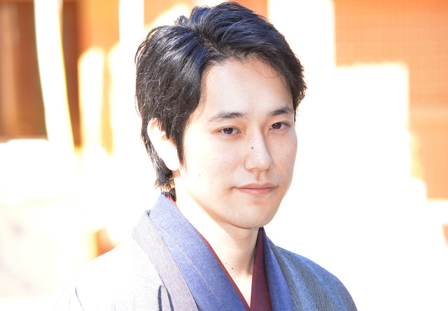 松山ケンイチ／「隣の家族は青く見える」ヒット祈願