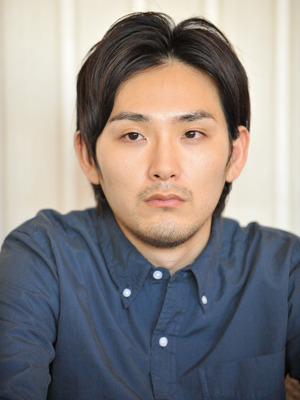 『まほろ駅前多田便利軒』瑛太×松田龍平　photo：Yoshio Kumagai