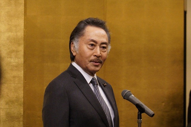 鯉淵慶一郎（北大路欣也）／「海月姫」第1話