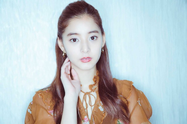 新木優子『悪と仮面のルール』／photo：You Ishii