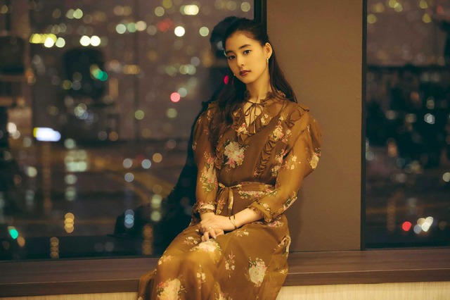 新木優子『悪と仮面のルール』／photo：You Ishii