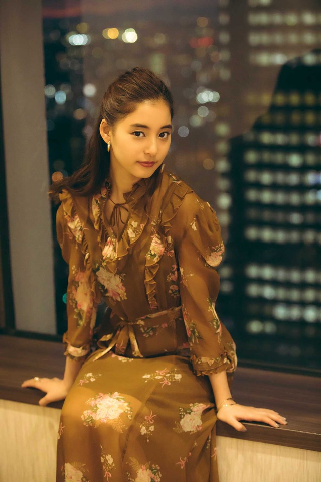 新木優子『悪と仮面のルール』／photo：You Ishii