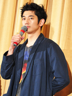 『まほろ駅前多田便利軒』初日舞台挨拶