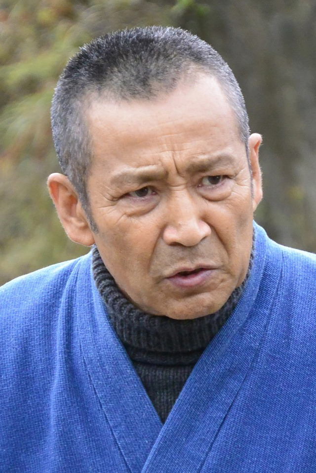 菅田俊／「バイプレイヤーズ～もしも名脇役がテレ東朝ドラで無人島生活したら～」(C)「バイプレイヤーズ2018」製作委員会