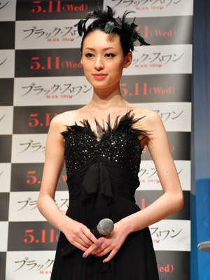 『ブラック・スワン』上野水香＆栗山千明トークショー