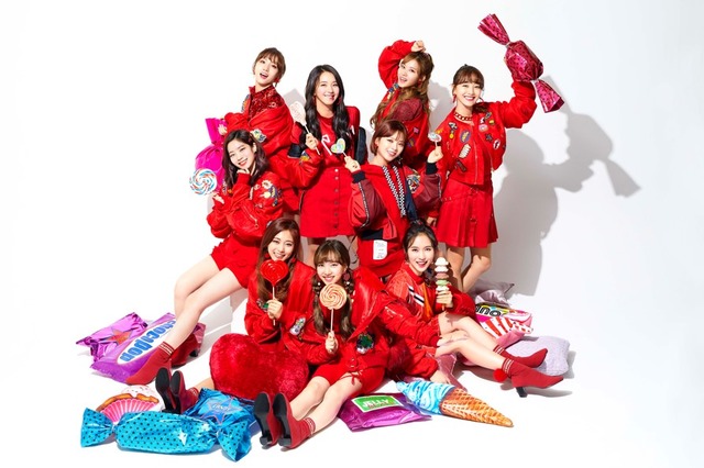 「TWICE」