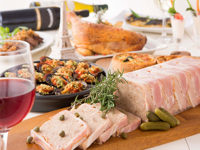 「春に楽しむ♪スプリング・フレンチフェア」／ザ パーク フロント ホテル アット ユニバーサル・スタジオ・ジャパン ブッフェダイニング「アーカラ」