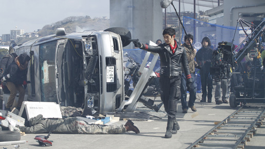 『ワイルド7』製作現場 -(C) 2012『ワイルド7』製作委員会