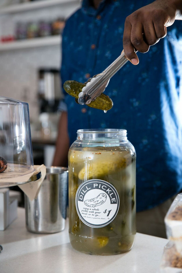 「WISE SONS」本店イメージ