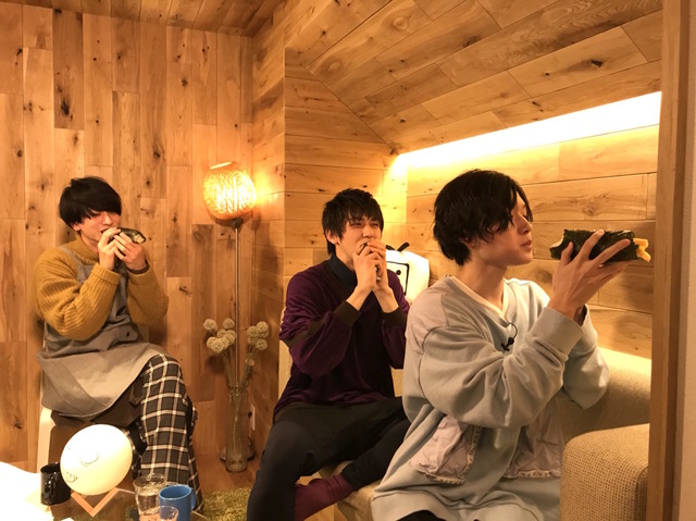 「黒羽麻璃央の僕ん家おいでよ」初回