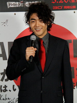 『パイレーツ・オブ・カリビアン／生命の泉』のキャスト、松崎悠希