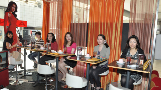 「NIKITA／ニキータ」NIKITAカフェ