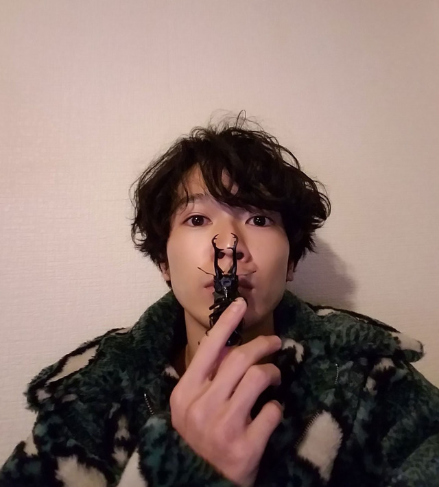 岩井拳士朗 (C) Instagram