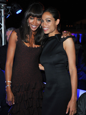 ナオミ・キャンベル＆ロザリオ・ドーソン -(C) 2011 Getty Images.jpg